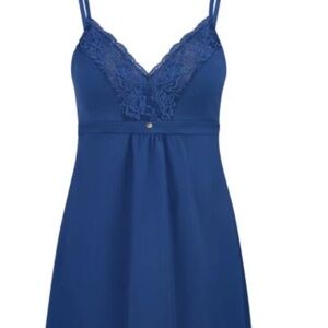 NWT Essential Body Wear - Charlee Lacy Chemise - Size Small - Navy Peony